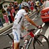Andy Schleck dans le maillot blanc de meilleur jeune pendant la 14me tape du Giro d'Italia 2007